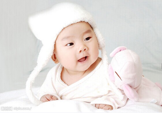 新生兒不睡覺怎么辦