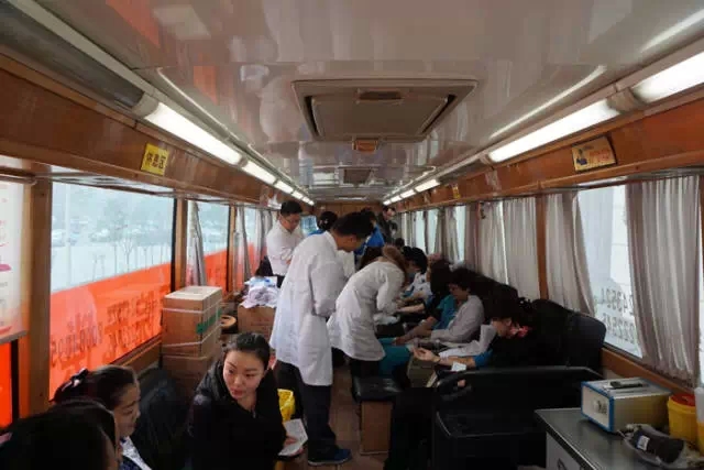 西安安琪兒婦產(chǎn)醫(yī)院獻(xiàn)血現(xiàn)場(chǎng) 西安安琪兒婦產(chǎn)醫(yī)院獻(xiàn)血現(xiàn)場(chǎng)