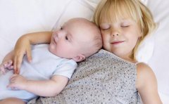 <b>安琪兒專家解答：高齡產(chǎn)婦生二胎能順產(chǎn)嗎？</b>