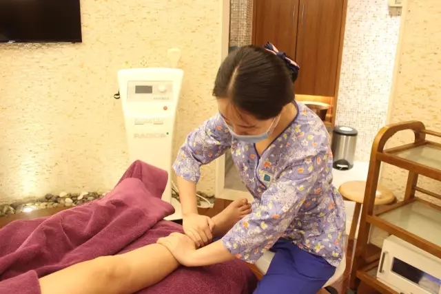 西安安琪兒婦產(chǎn)醫(yī)院 西安安琪兒婦產(chǎn)醫(yī)院