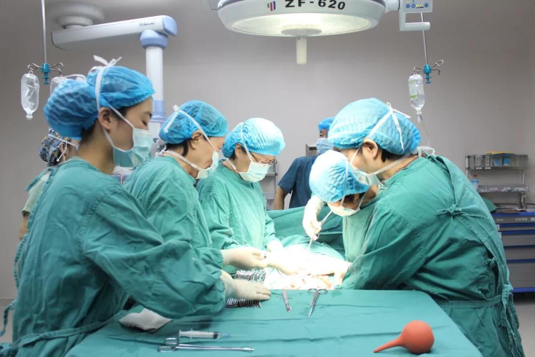 安琪兒產(chǎn)科專家團(tuán)