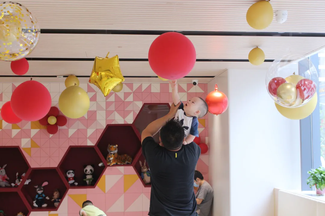 寶寶成長的搖籃，兒童健